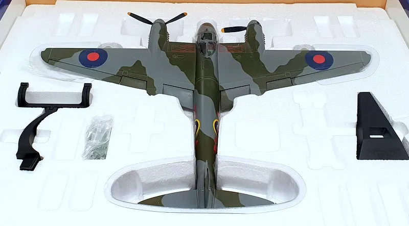 Corgi 1/32 Scale AA34601 - DH Mosquito B.Mk XVI Moncton Express II RAF 1944