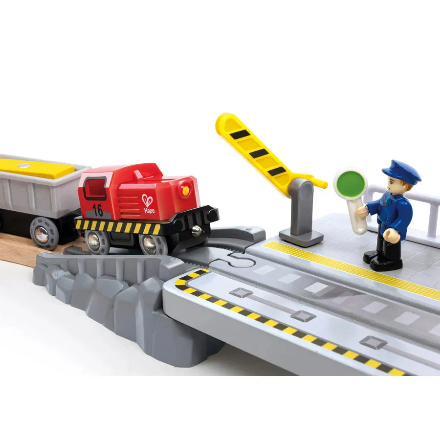 Hape Sea & Rail Cargo Transport Set