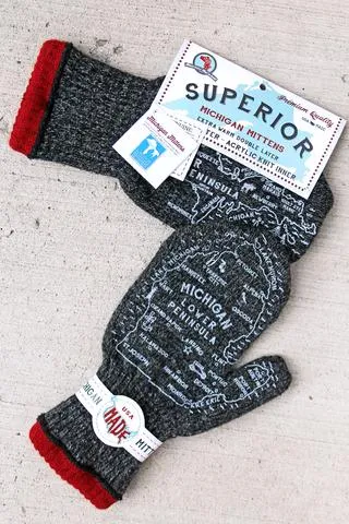 SUPERIOR MICHIGAN MITTENS